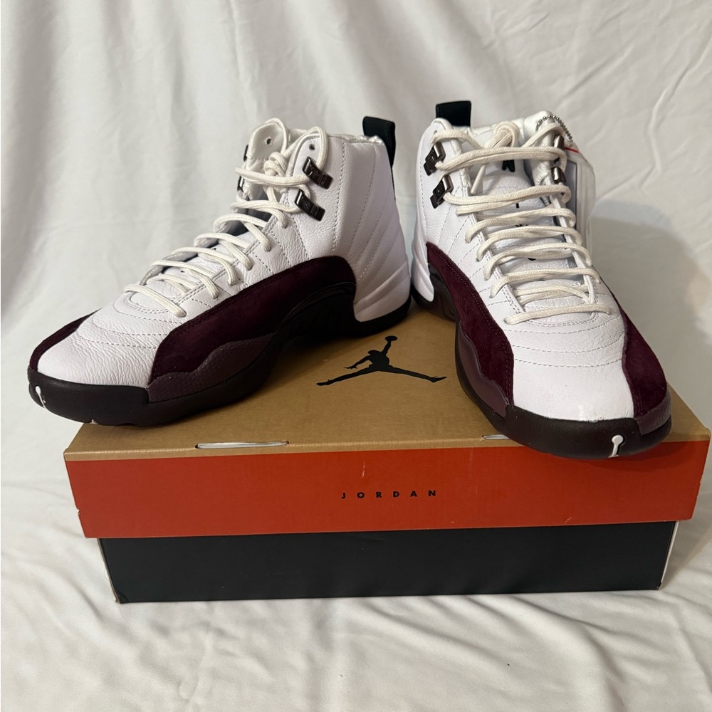 Jordan Men's Sneakers in White and Burgundy